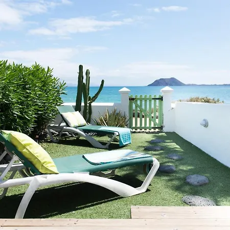 Azzurro Beach Dos